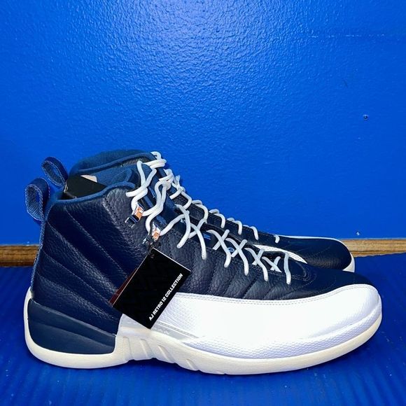 Size 12- Men’s Nike Air Jordan 12 Retro DS Obsidian Blue/White NWOT NEW 2012 - Picture 2 of 10